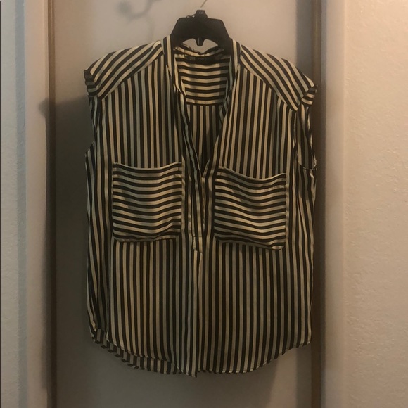 🦓 ZARA/ Striped Boxy Sleevless Top 🦓 - Picture 1 of 5